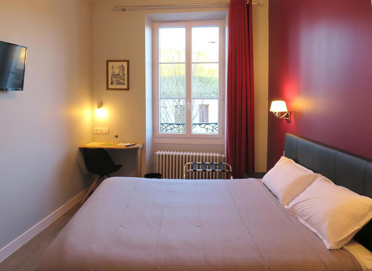 Hotel Le Dormeux Mehun-sur-Yevre Exterior foto